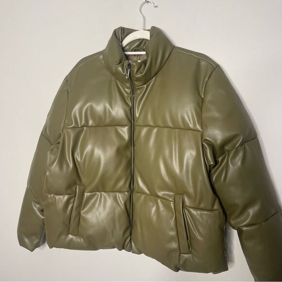 The Drop Women's Priscilla Vegan Leather Puffer, Jacket CAPERS OLIVE, NEW - Picture 7 of 9